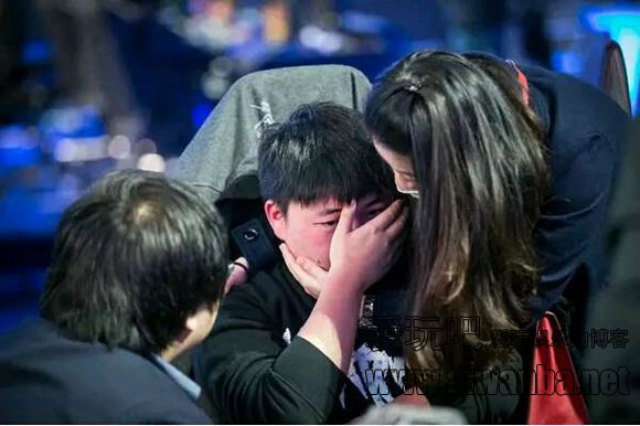【lol】uzi也许真的只适合养狗战术或去lck 【lol】uzi也许真的只适合养狗战术或去lck